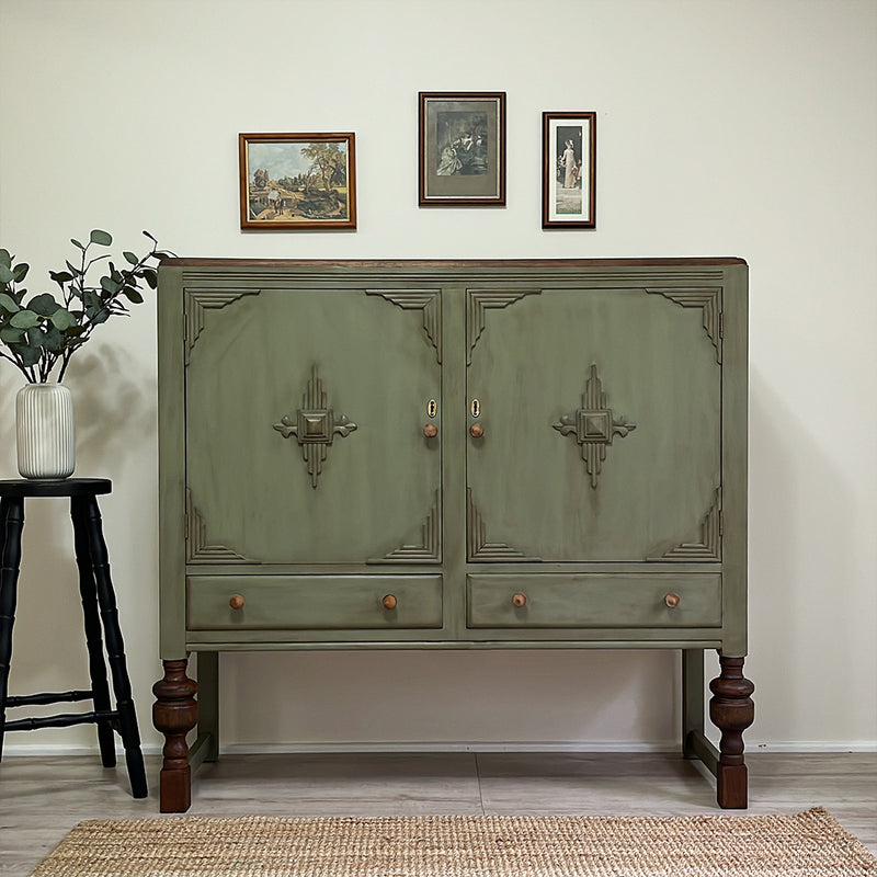 Newly refurbished, stunning and beautiful Edwardian Original English Oak sideboard