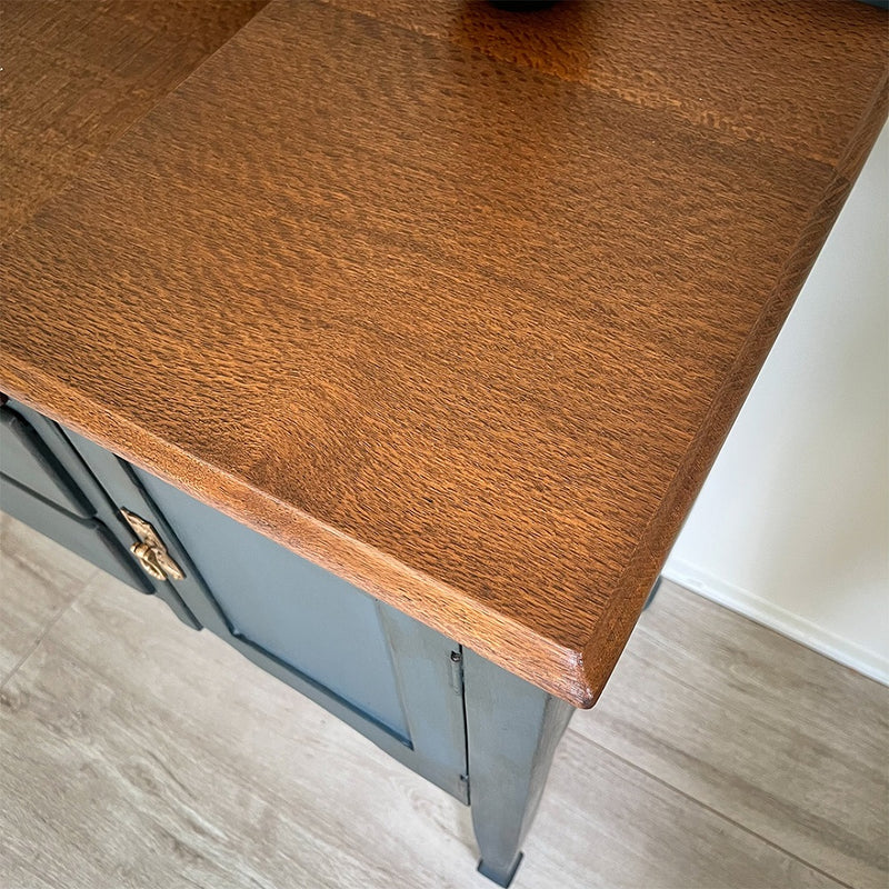 Newly refurbished, stunning and beautiful Original Vintage Oak sideboard