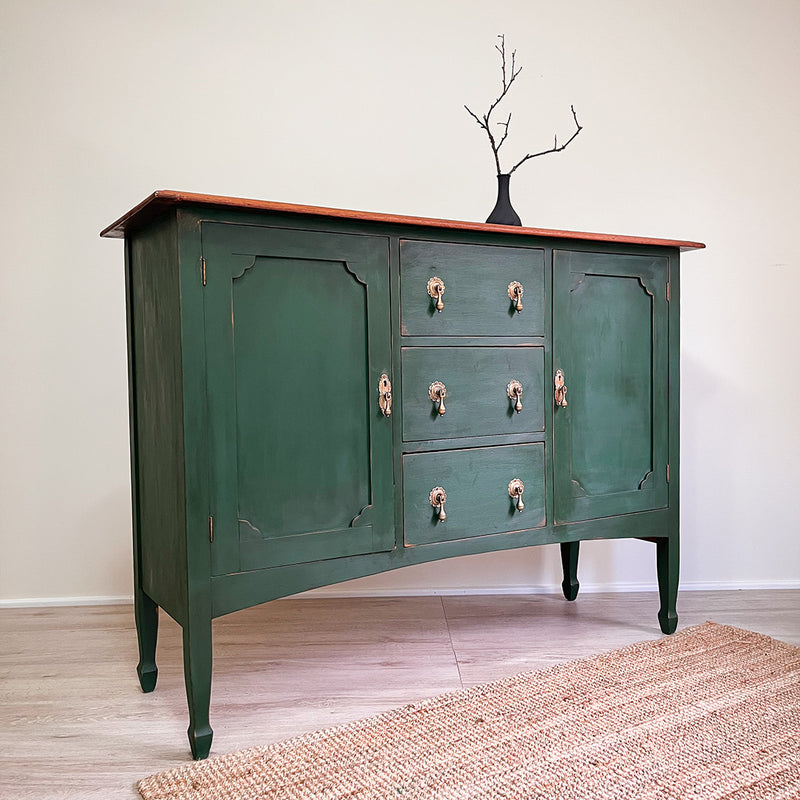 Super Stunning Newly Refurbished Original Victorian Queen Anne Oak Sideboard