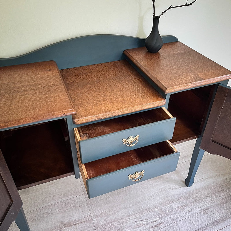 Newly refurbished, stunning and beautiful Original Vintage Oak sideboard