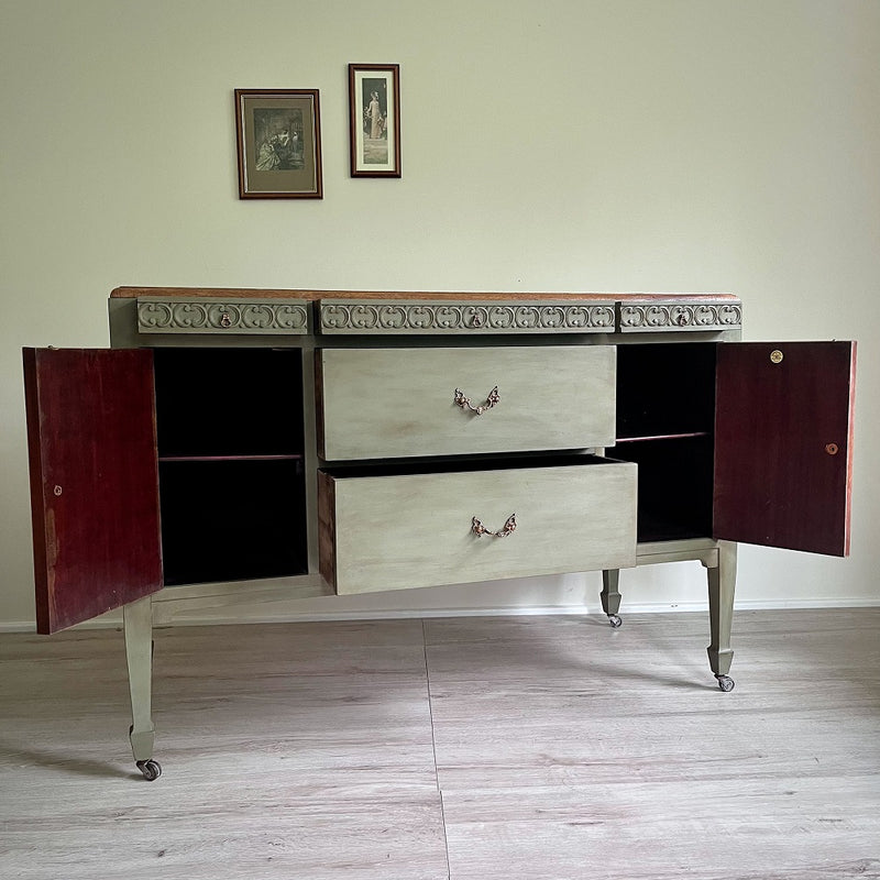 Super Stunning Newly Refurbished Original Edwardian English Oak Sideboard