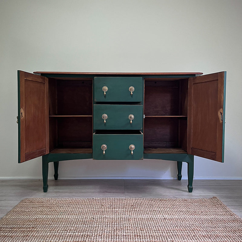 Super Stunning Newly Refurbished Original Victorian Queen Anne Oak Sideboard