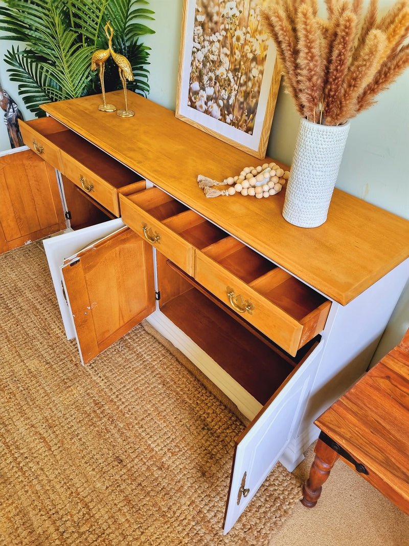 Chantal- Beautiful, stunning and Newly refurbished solid oak sideboard /buffet