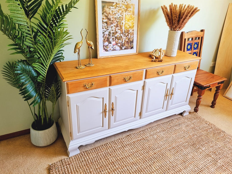 Chantal- Beautiful, stunning and Newly refurbished solid oak sideboard /buffet