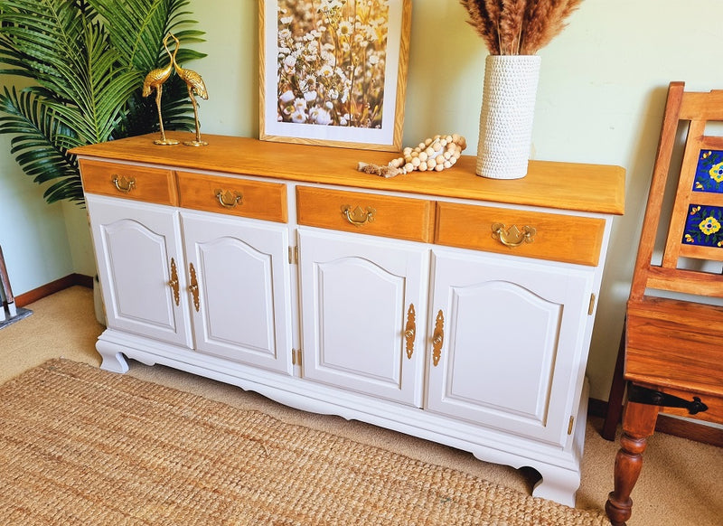 Chantal- Beautiful, stunning and Newly refurbished solid oak sideboard /buffet