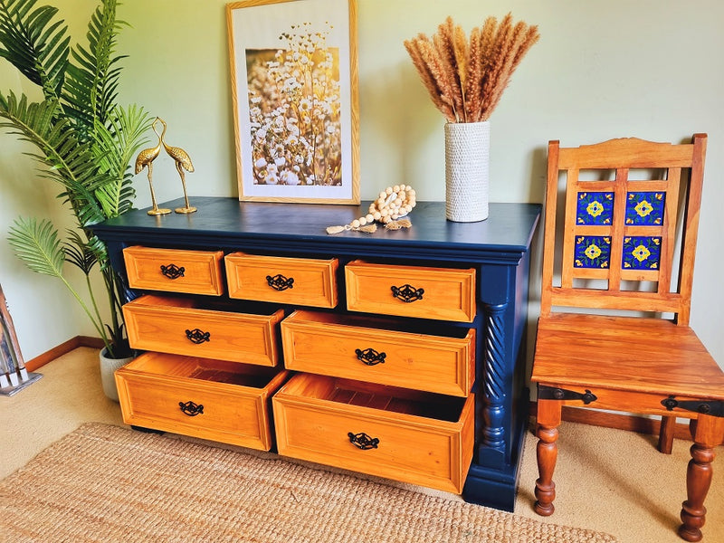 “Oceane”-Beautiful,gorgeous and Freshly refurbished Oak Chest of drawers/dresser