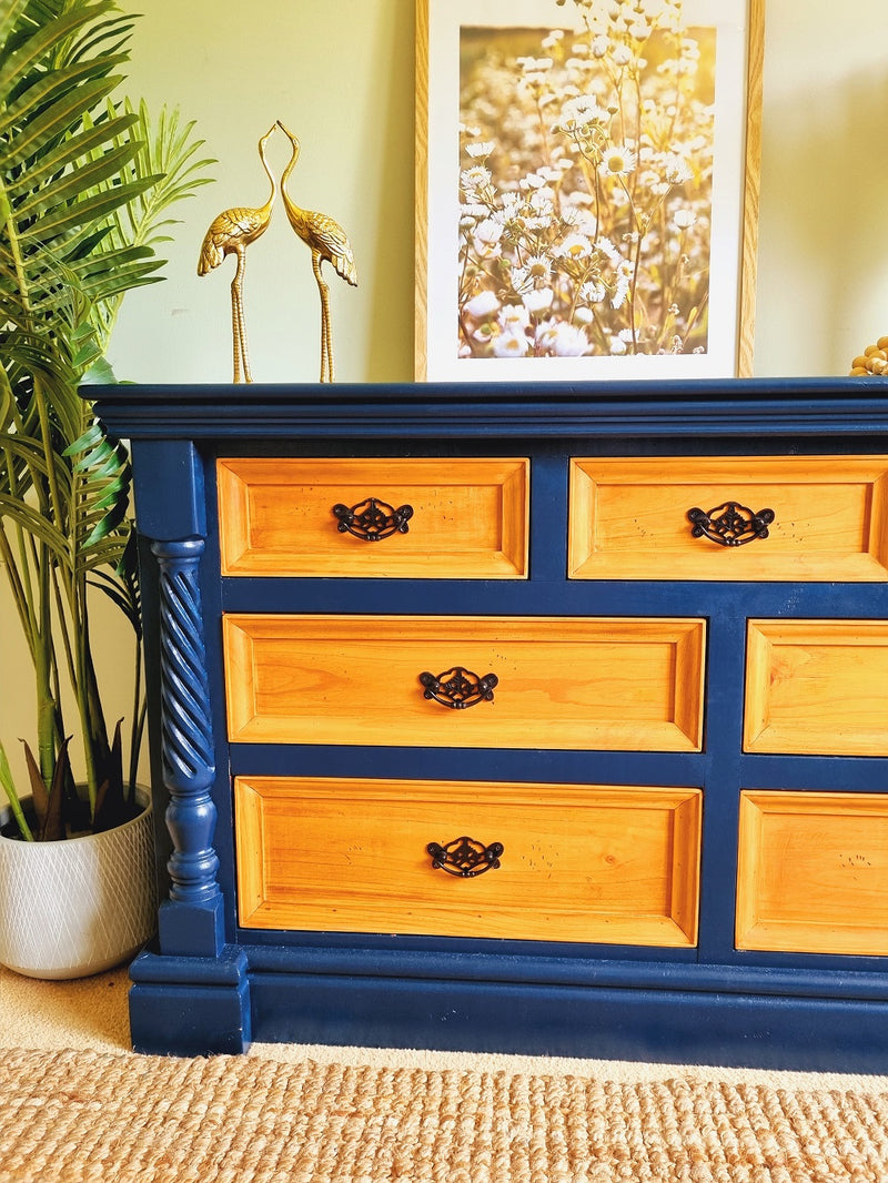 “Oceane”-Beautiful,gorgeous and Freshly refurbished Oak Chest of drawers/dresser