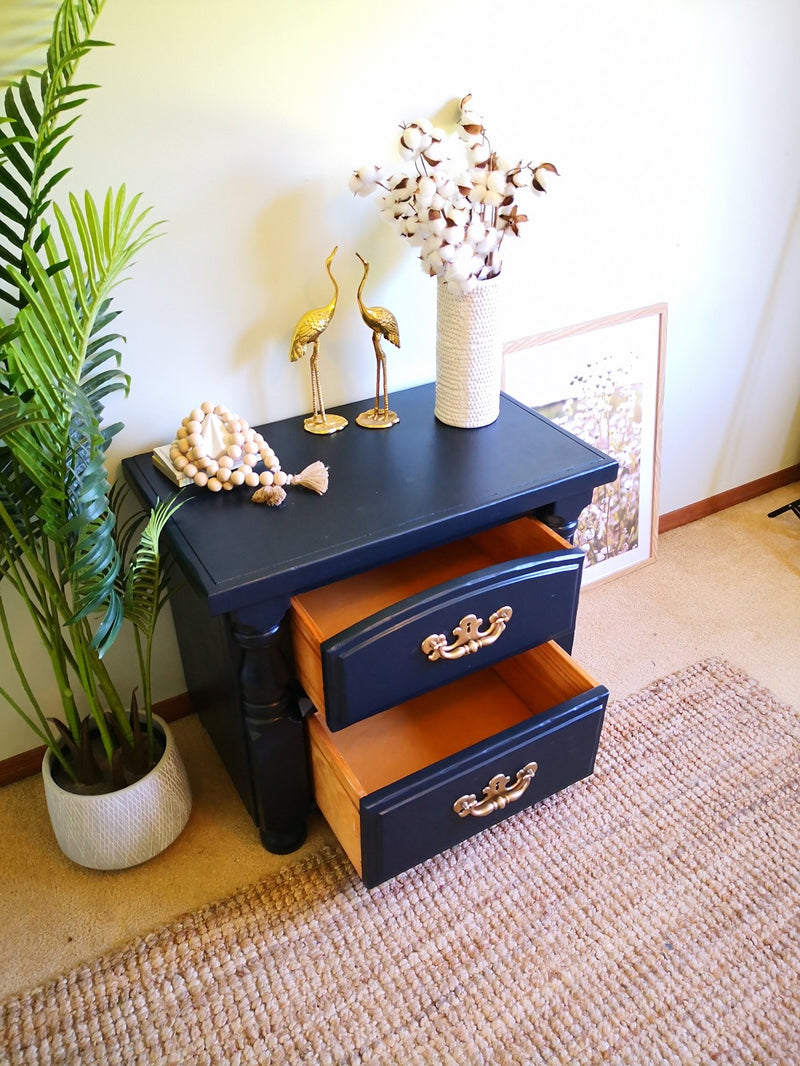 Olympe- Beautiful,gorgeous and newly refurbished solid giant bedside table