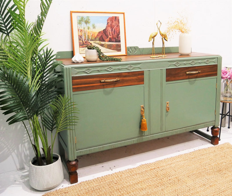 Beautiful and Newly Refurbished Original Edwardian English Oak Sideboard