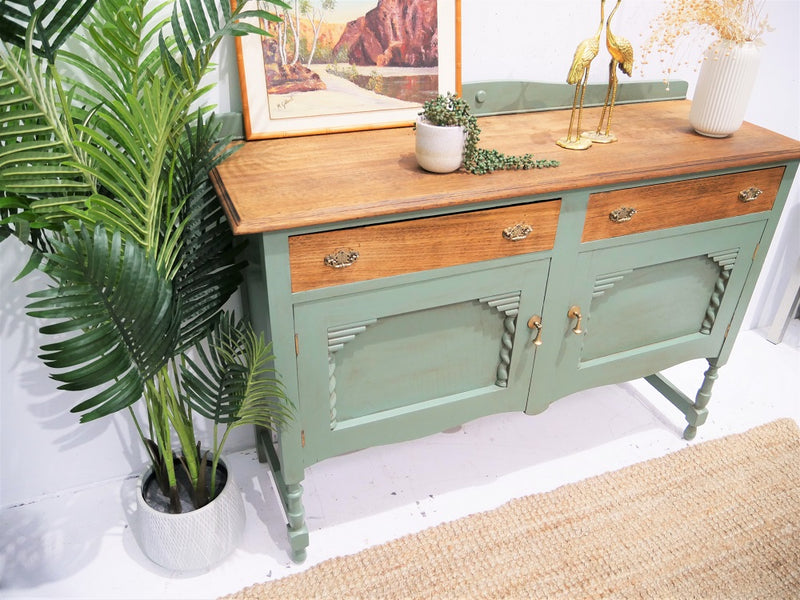 Super Stunning Newly Refurbished Original 1940 English Oak Sideboard