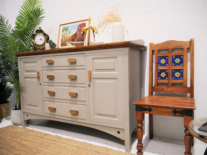 Gorgeous, solid and freshly refurbished Vintage 1920’s sideboard/buffet