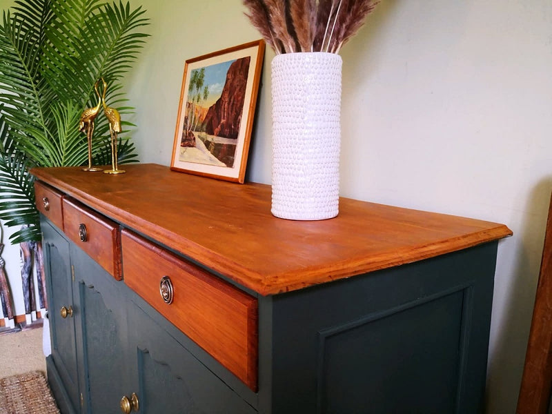 “Sydney2.0 ”-Beautiful,Solid&nbsp; and newly refurbished Teak Wood buffet/ sideboard