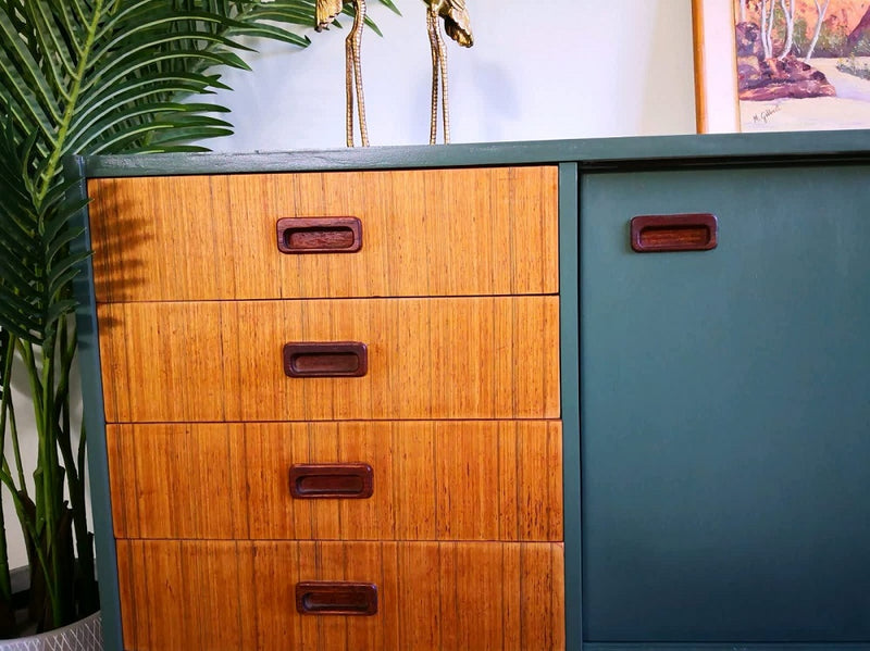 “The Masterpiece”-Stunning,Original and newly refurbished/restored 1964’s Credenza/Sideboard